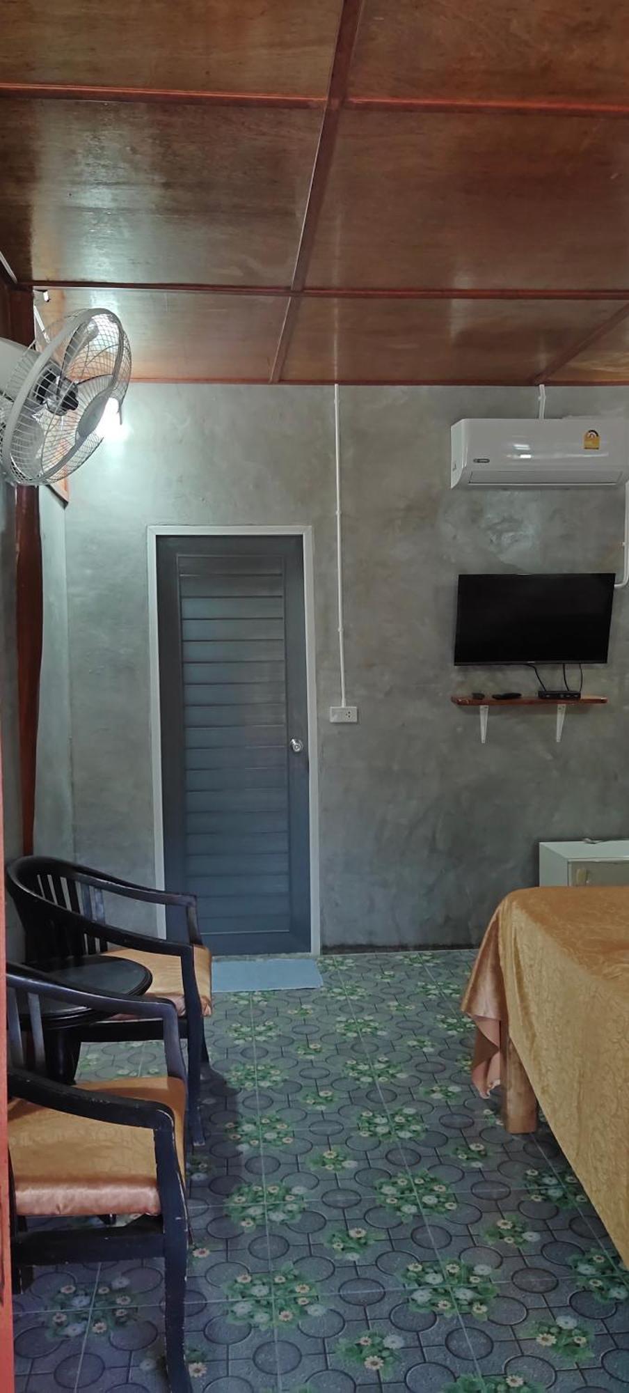 ลีลา โฮมสเตย์ Leela Homestay Chang Klang District Luaran gambar